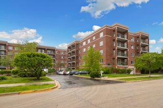5360 N Lowell Avenue 502, Chicago, IL 60630