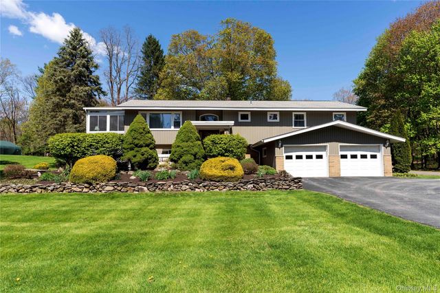 41 Arthursburg Road, Lagrangeville, NY 12540