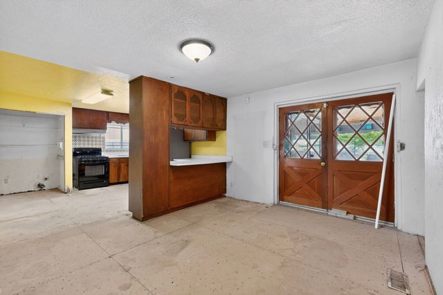 1311 S Saint Francis, Santa Fe, NM 87505