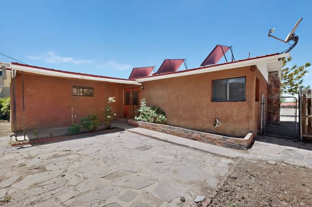 1311 S Saint Francis, Santa Fe, NM 87505