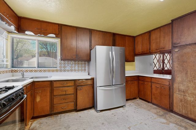 1311 S Saint Francis, Santa Fe, NM 87505