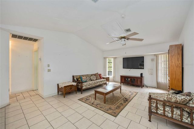 1987 PONCE DE LEON BOULEVARD, North Port, FL 34291