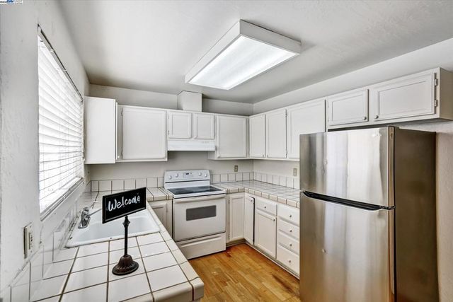 3264 Madrone St, Antioch, CA 94509