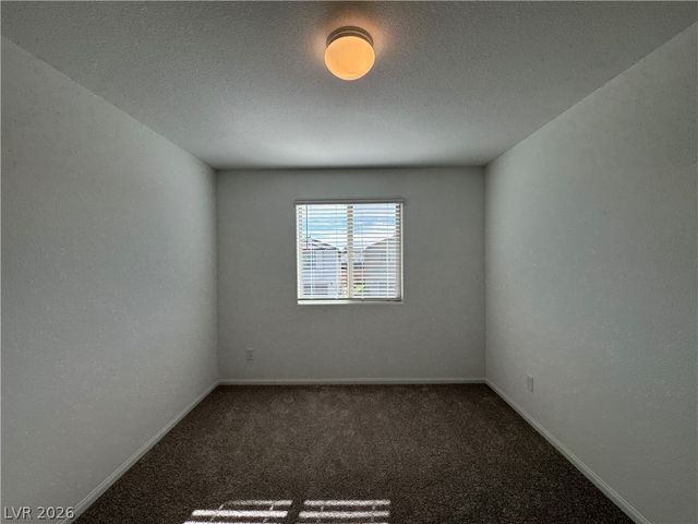 7640 Royal Halo Avenue, Las Vegas, NV 89113