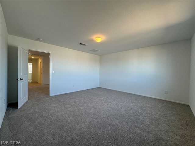 7640 Royal Halo Avenue, Las Vegas, NV 89113