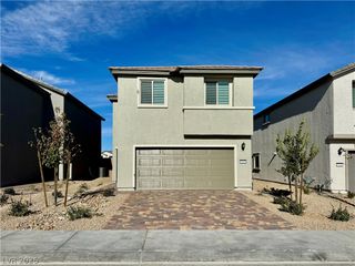 7640 Royal Halo Avenue, Las Vegas, NV 89113