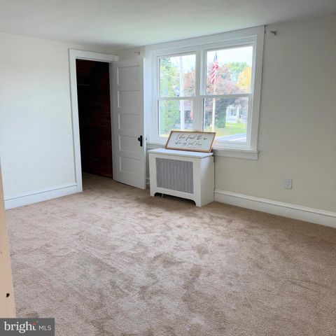 5111 VERA CRUZ RD N, Emmaus, PA 18049
