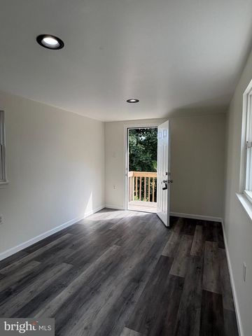 5111 VERA CRUZ RD N, Emmaus, PA 18049