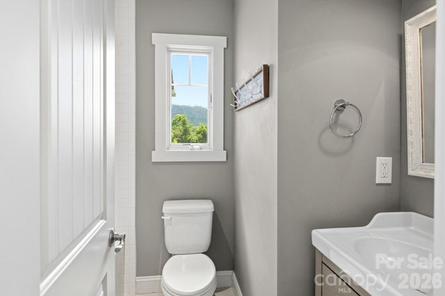 45 Barebridge Hills Drive, Asheville, NC 28804
