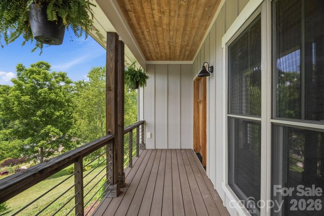 45 Barebridge Hills Drive, Asheville, NC 28804