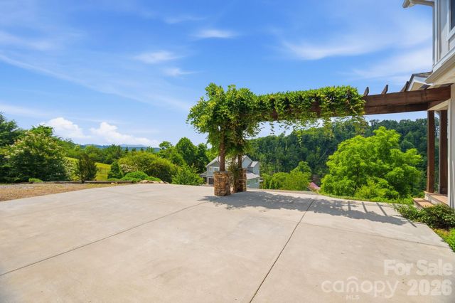 45 Barebridge Hills Drive, Asheville, NC 28804