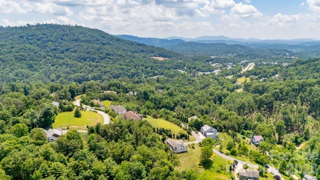 45 Barebridge Hills Drive, Asheville, NC 28804