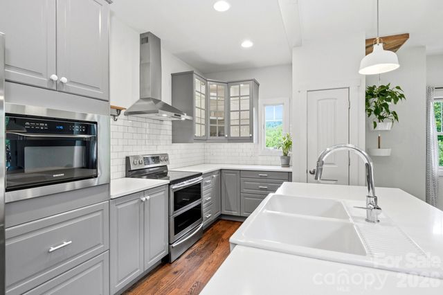 45 Barebridge Hills Drive, Asheville, NC 28804