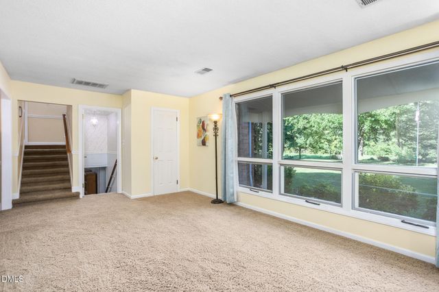 5220 Eastcrest Road, Mcleansville, NC 27301