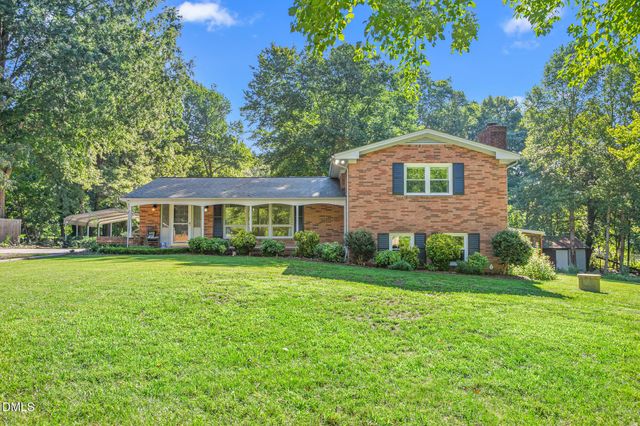 5220 Eastcrest Road, Mcleansville, NC 27301