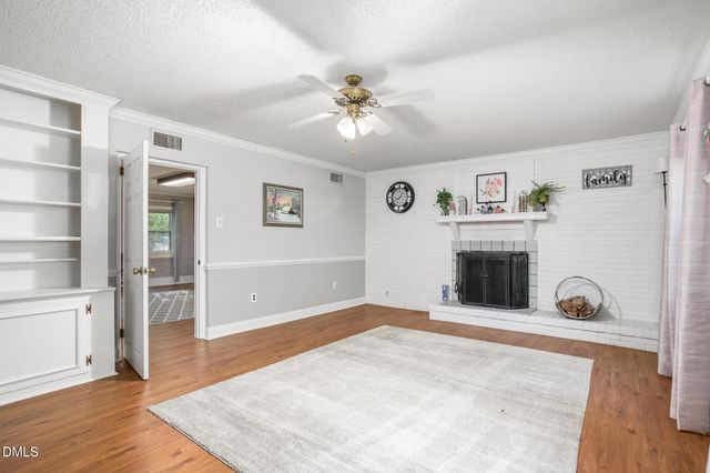 5220 Eastcrest Road, Mcleansville, NC 27301