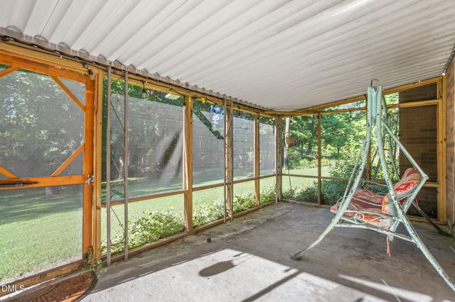 5220 Eastcrest Road, Mcleansville, NC 27301