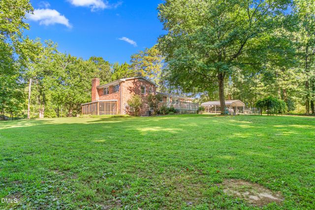 5220 Eastcrest Road, Mcleansville, NC 27301
