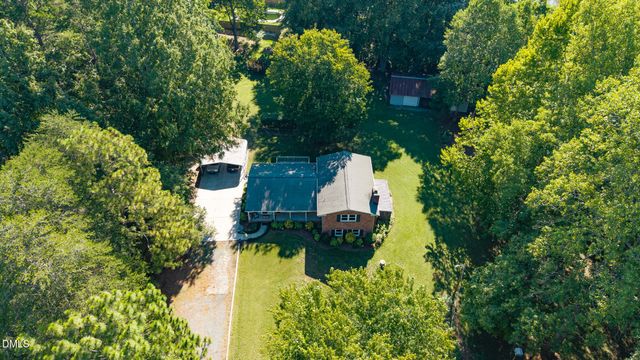 5220 Eastcrest Road, Mcleansville, NC 27301