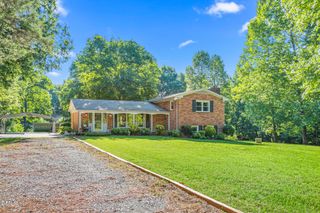 5220 Eastcrest Road, Mcleansville, NC 27301