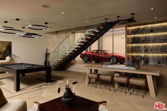 740 Warner Avenue, Los Angeles, CA 90024