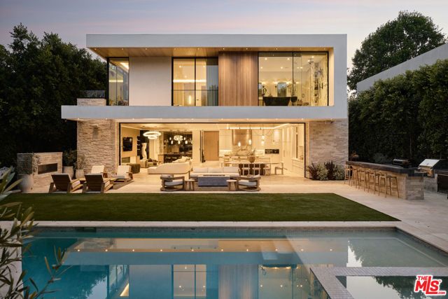 740 Warner Avenue, Los Angeles, CA 90024