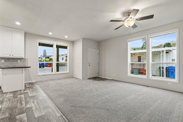 8401 Old Stage Rd Road 25, Medford, OR 97504