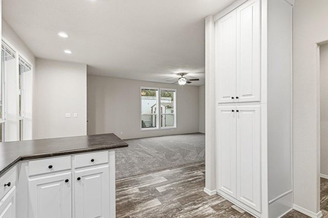 8401 Old Stage Rd Road 25, Medford, OR 97504