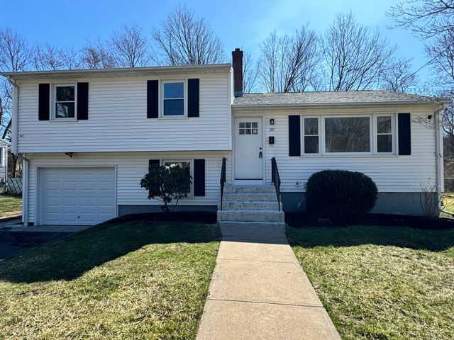 197 Brook Street, Hamden, CT 06514