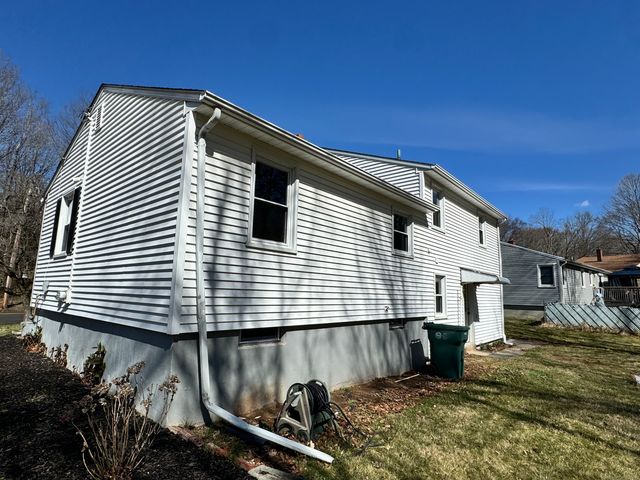 197 Brook Street, Hamden, CT 06514