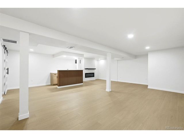 2713 S Paris Pl, Aurora, CO 80014