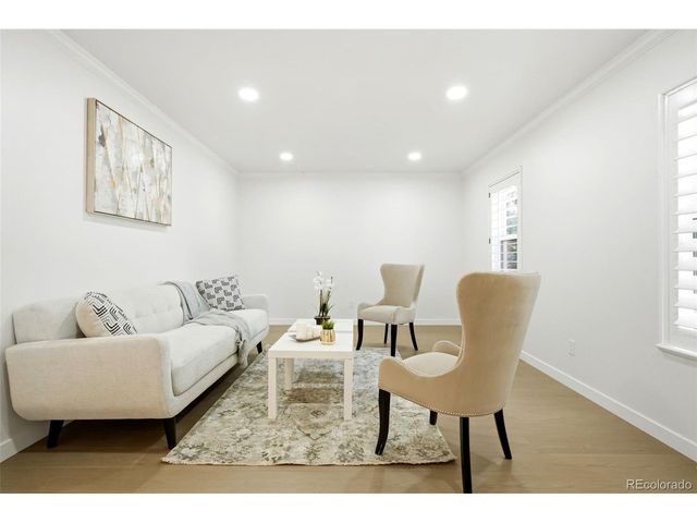 2713 S Paris Pl, Aurora, CO 80014