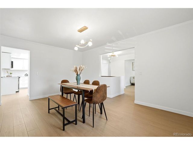 2713 S Paris Pl, Aurora, CO 80014