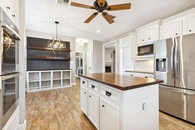 3418 Brookhaven Drive, Montgomery, TX 77356