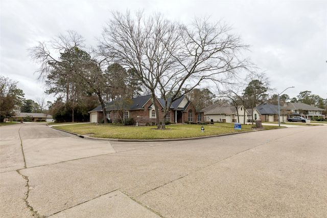 3418 Brookhaven Drive, Montgomery, TX 77356
