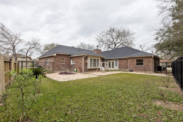 3418 Brookhaven Drive, Montgomery, TX 77356