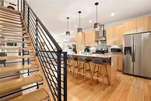 662 S Church Street, Fayetteville, AR 72701