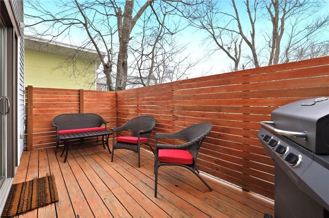 662 S Church Street, Fayetteville, AR 72701