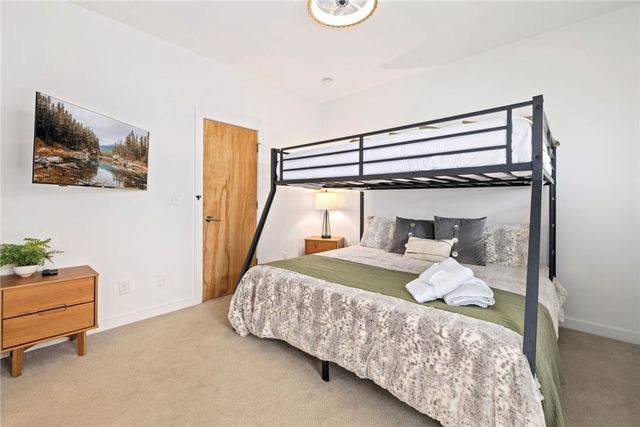 662 S Church Street, Fayetteville, AR 72701