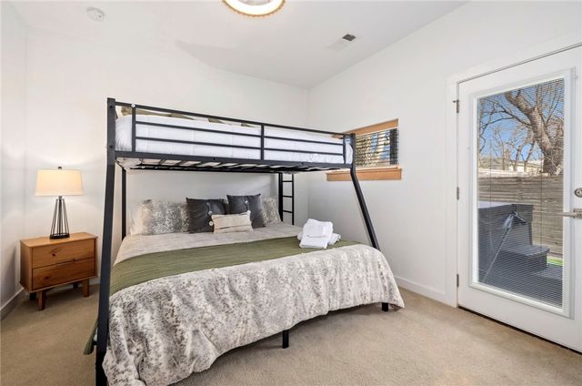 662 S Church Street, Fayetteville, AR 72701