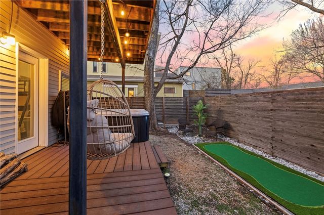 662 S Church Street, Fayetteville, AR 72701