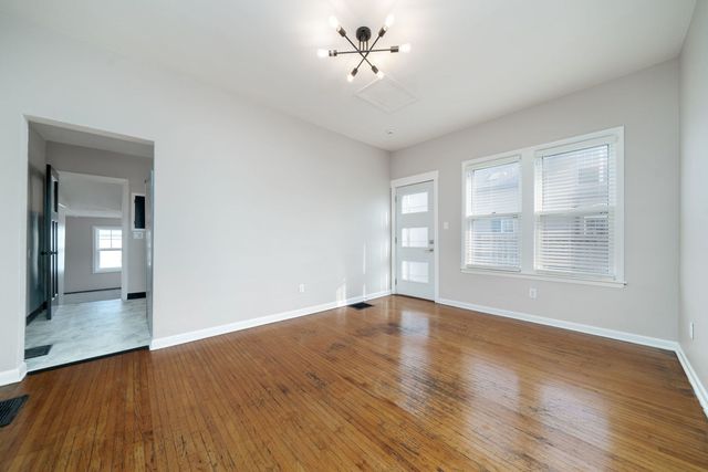 1208 Whitney Boulevard, Belvidere, IL 61008