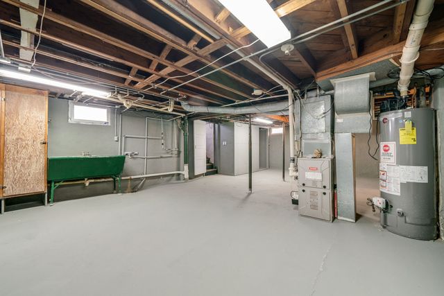 1208 Whitney Boulevard, Belvidere, IL 61008