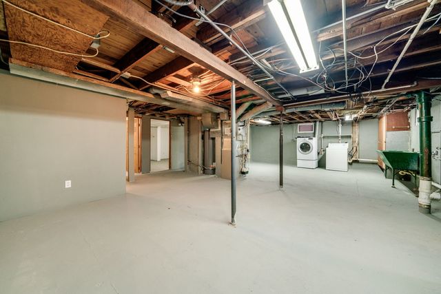 1208 Whitney Boulevard, Belvidere, IL 61008