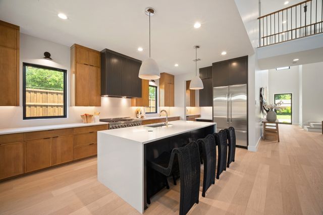 3989 Highgrove Drive, Dallas, TX 75220