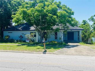 208 SHEPARD AVENUE, Dundee, FL 33838