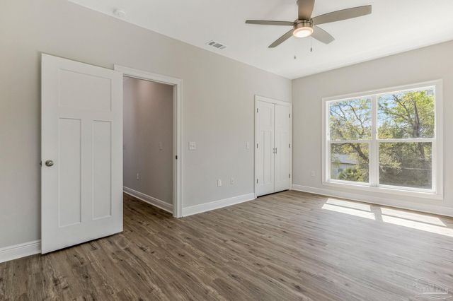 1301 Dr Martin Luther King Jr Dr, Pensacola, FL 32503