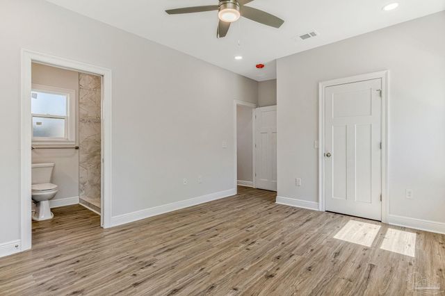 1301 Dr Martin Luther King Jr Dr, Pensacola, FL 32503