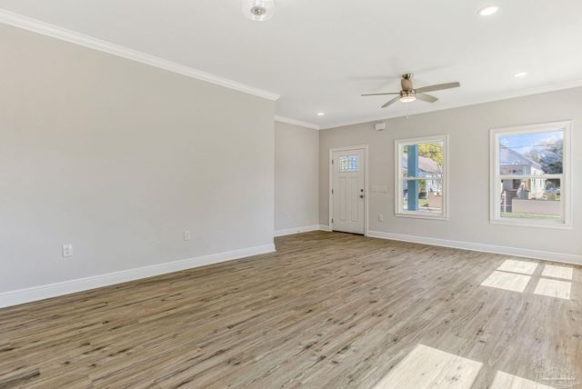 1301 Dr Martin Luther King Jr Dr, Pensacola, FL 32503