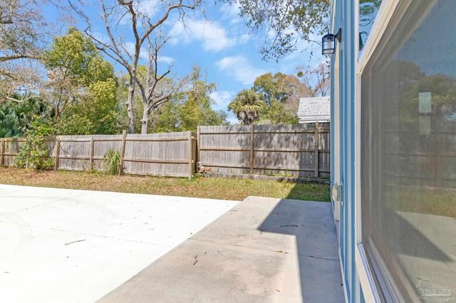 1301 Dr Martin Luther King Jr Dr, Pensacola, FL 32503